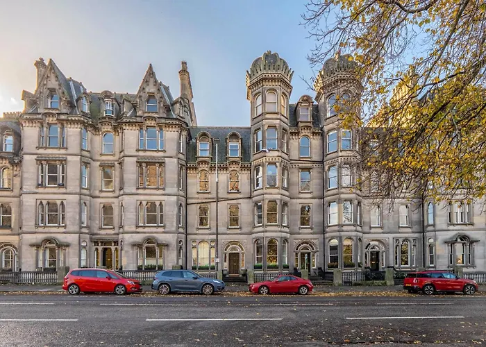 Old Town Castle View 4 Bedroom 5 Beds Sleeps 10