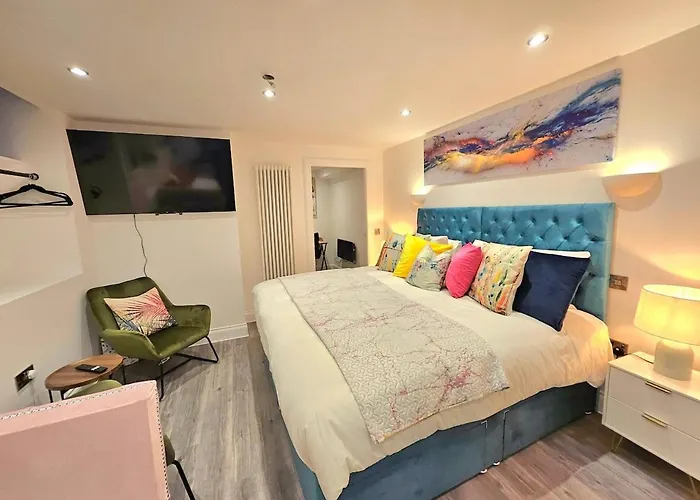 Stylish & Design Apartment- 3 Beds * Edinburgh