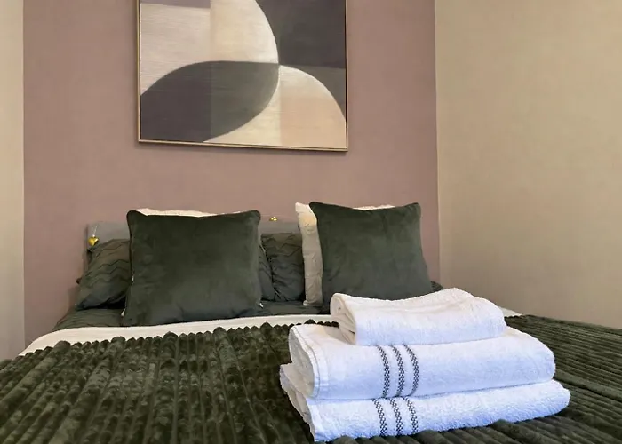 Stylish With Fast Wi-fi & Parking Apartment Edinburgh