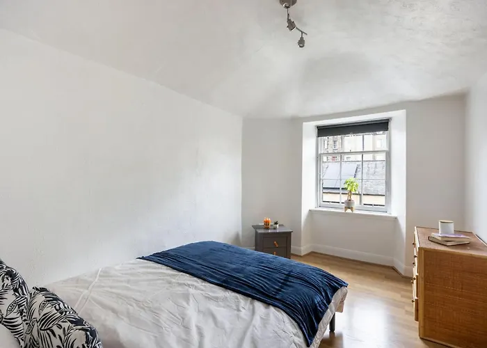 Bnbnova - 1br - By Castle - West End