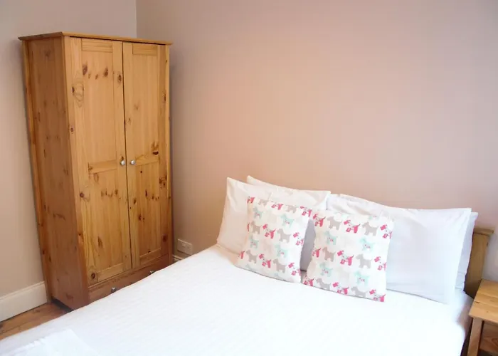 アパート Elm Row Spacious And エディンバラ
