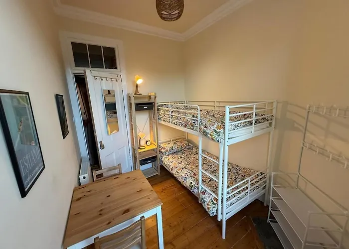 Flat, Arthur Seat View, Walking Distance To Castle Apartment Edinburgh