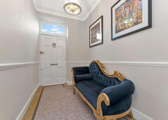 Gardners Crescent Apartment Edinburgh