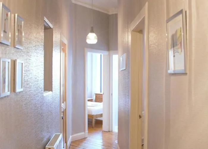 Elm Row Spacious And