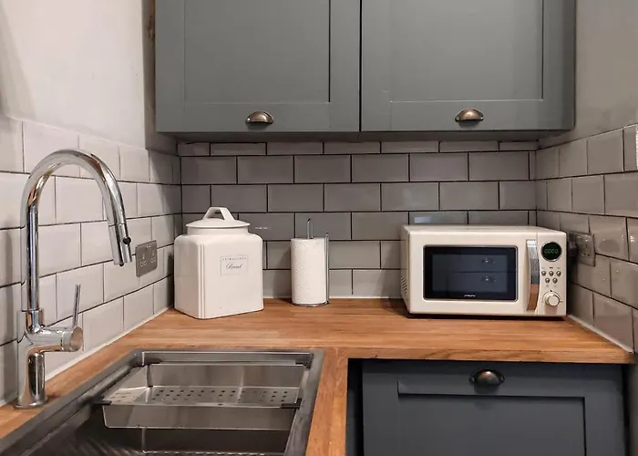 Apartment Beautiful Georgian New Town 2 Bed *