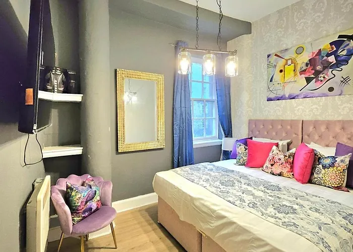 Apartment Beautiful 1 Bed Apmt- Stylish And *