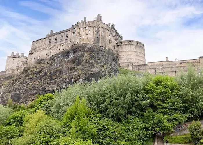 Apartamento 1 Bed In The Heart Of Grassmarket With Castle Views *