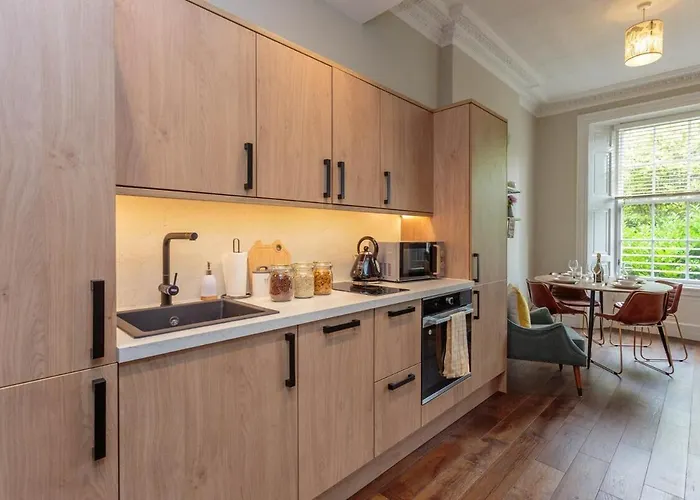 Old Town Modern Retreat - Near The Castle * Edinburgh