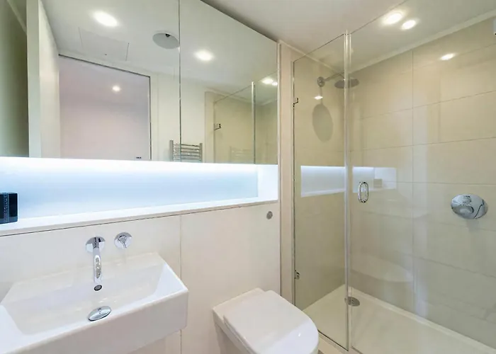 Apartment Newly Luxury Nests - Location *