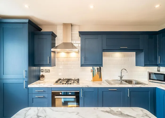 Bright Floor Haven Modern 2br In - Pass The Keys * Edinburgh