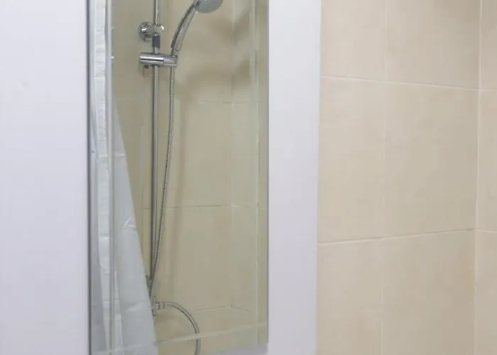 Apartment Cosy And Chic Quiet In Leith Edinburgh