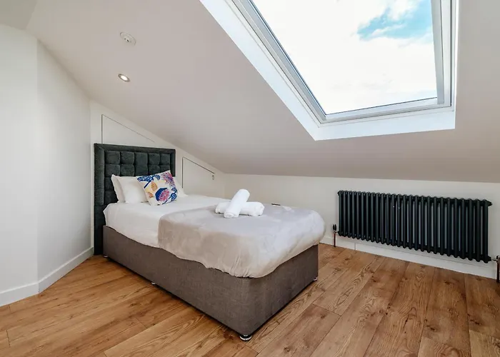Oxford's Nest - 11 Guests 7 Beds 15' Centre