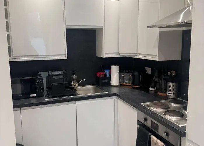 Modern In Leith Apartment *
