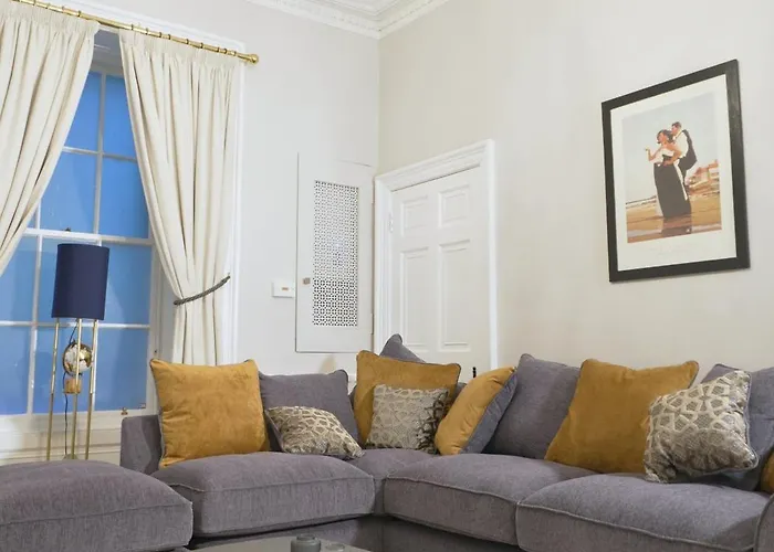 Apartment The Fetlock At Hill Square Edinburgh