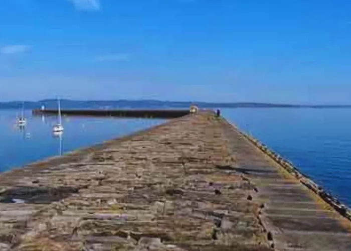Apartment Harbour Front Edinburgh