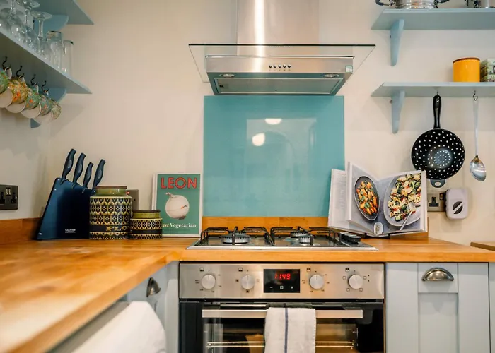 1 Bedroom In Historic Georgian Townhouse * Edinburgh
