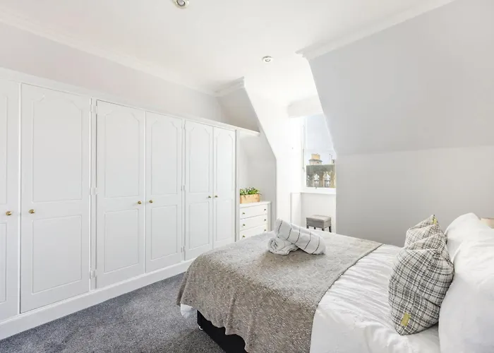 Bnbnova - 2br - West End - Near Castle * Edinburgh