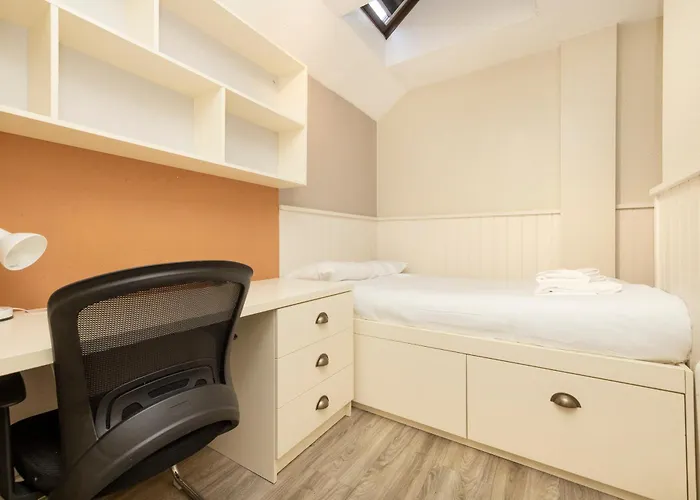 Meadow Court *