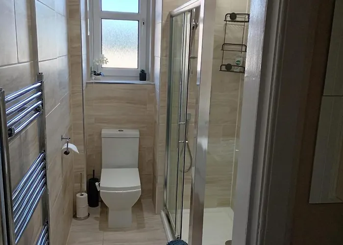 Apartment Stylish Leith Tram To Centre & Airport Edinburgh