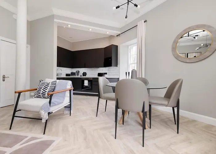 Apartamento 1 Bed In The Heart Of Grassmarket With Castle Views Edimburgo