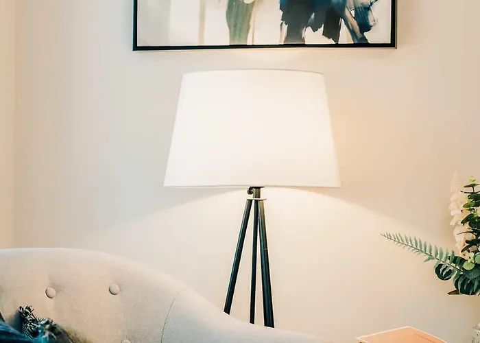 Lejlighed Modern 2 Bed With Parking