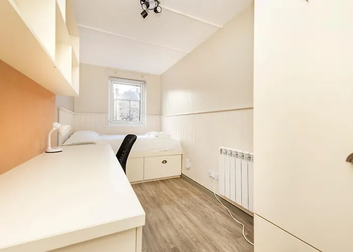 Meadow Court *