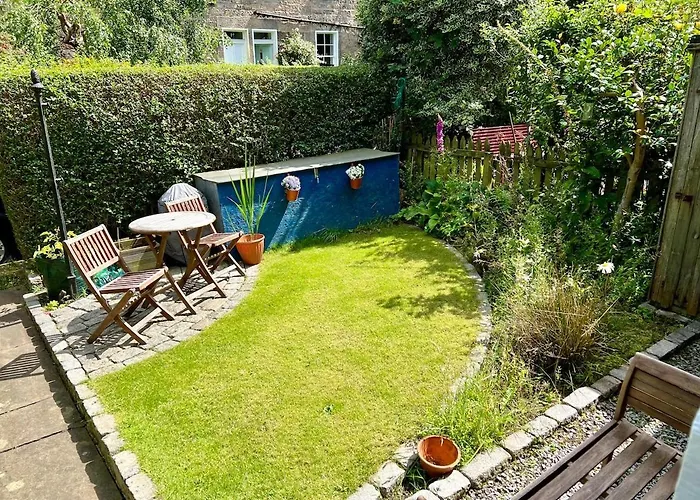 Cobblestone Colony Stockbridge *