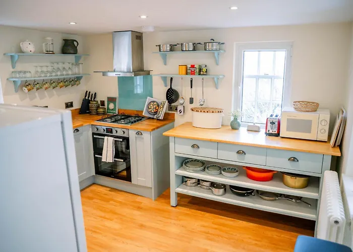 1 Bedroom In Historic Georgian Townhouse Apartment Edinburgh