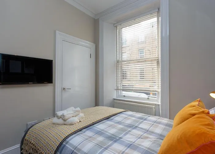 Apartment Old Town Modern Retreat - Near The Castle Edinburgh