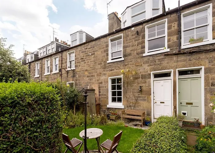 Apartment Cobblestone Colony Stockbridge