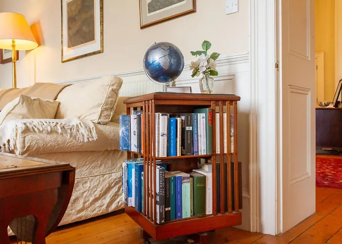 Regal 2bd Georgian Flat In The Heart Of *