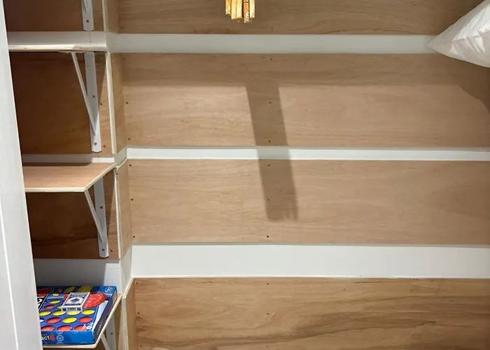 Castle Flat In Apartment Edinburgh