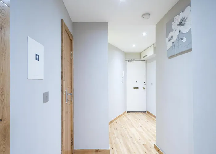Apartment Elegant Stockbridge 3 Bdrm On The Canal Edinburgh
