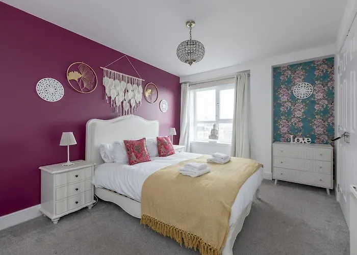 The Britannia Abode Apartment Edinburgh