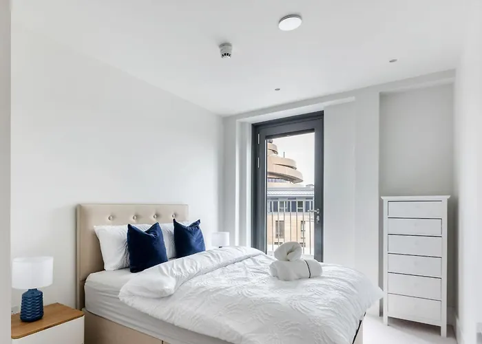 Bnbnova - Royal Mile & Castle - 3br 2ba Penthouse Apartment Edinburgh