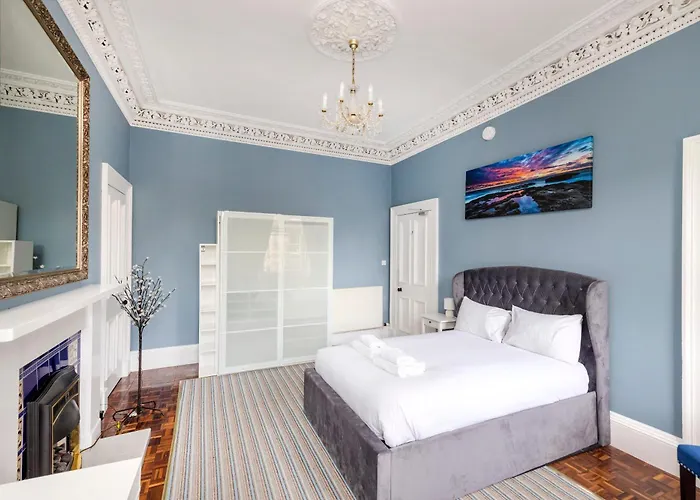 Apartment Stylish Southside Flat Near Old Town Edinburgh