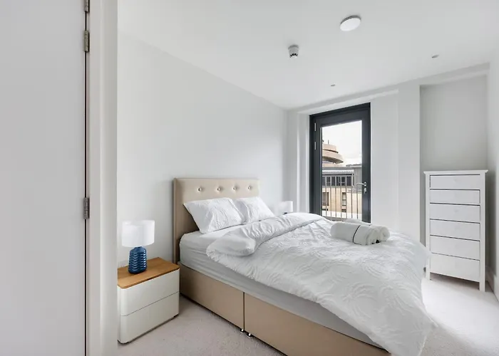 Apartment Bnbnova - Royal Mile & Castle - 3br 2ba Penthouse Edinburgh