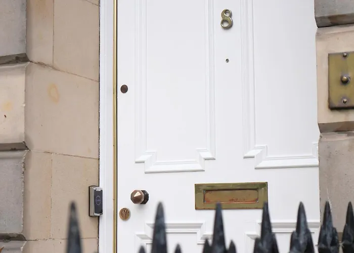 Apartment The Fetlock At Hill Square *