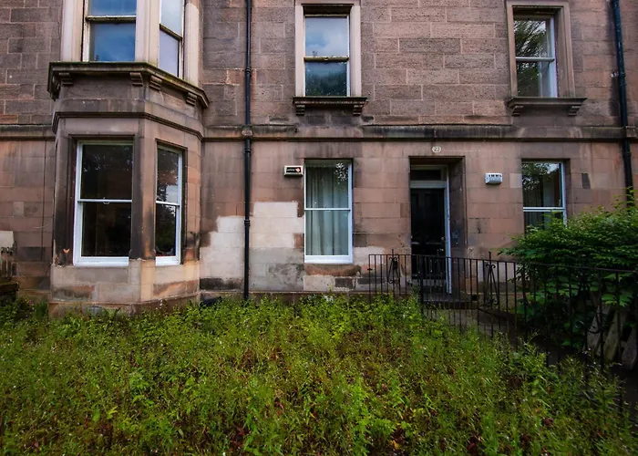 4 Bdrm Cosy By The Meadows Edinburgh