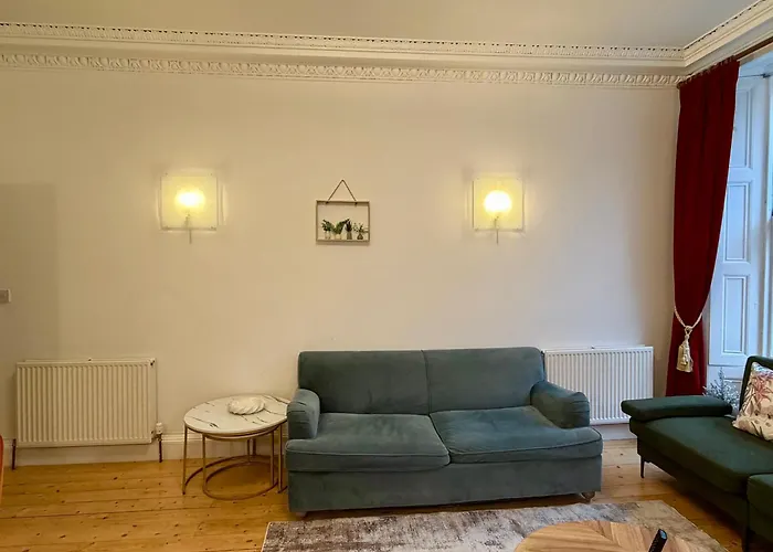 Luxurious Victorian 3 Bed Flat In The Heart Of Apartamento *