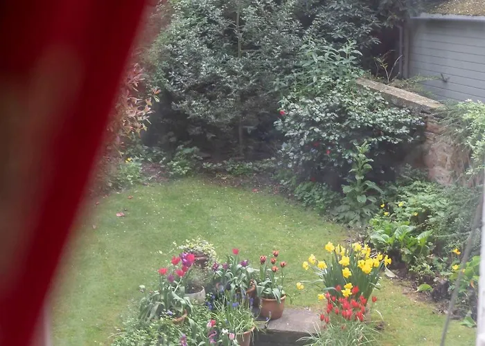 Apartment Gardners Crescent