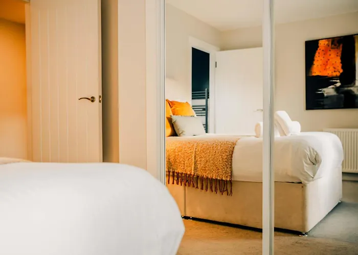 Modern 2 Bed With Parking *