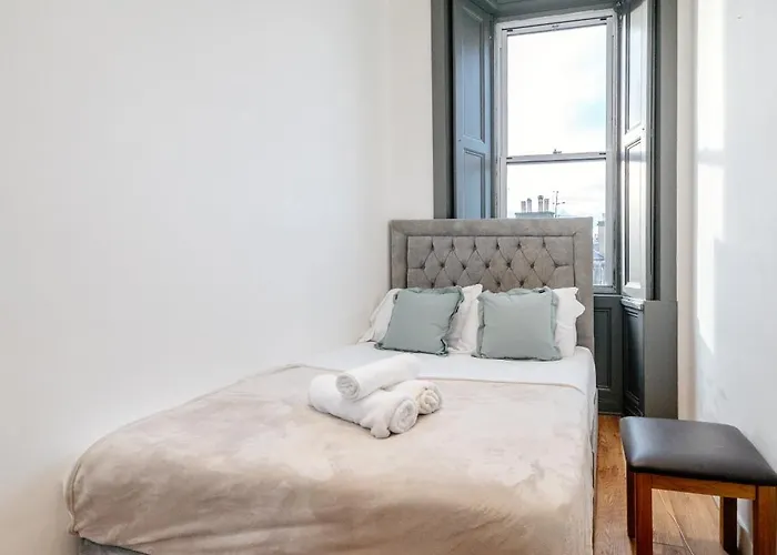 Duplex Penthouse - 11 Guests 7 Beds 15' Centre Edynburg