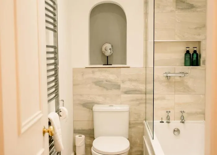 1 Bedroom In Historic Georgian Townhouse * Edinburgh