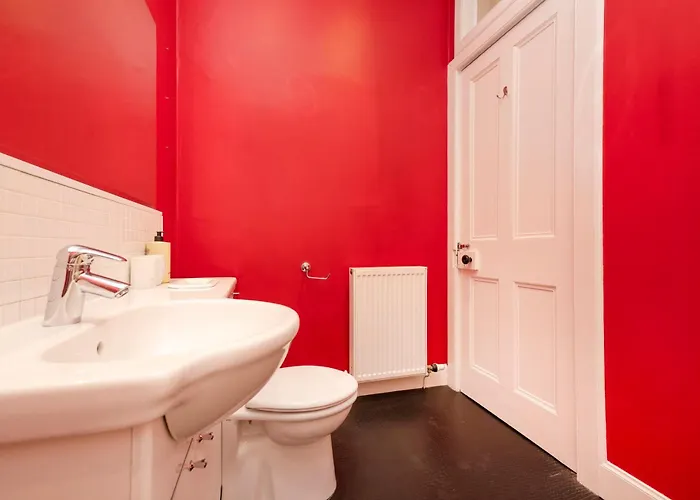 Apartment Stylish Southside Flat Near Old Town Edinburgh