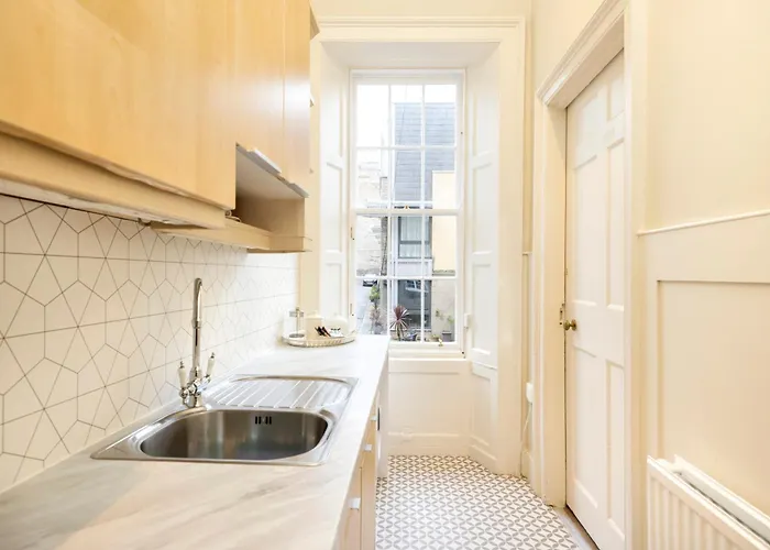 Joivy Chic And Spacious House At The Heart Of The Édimbourg