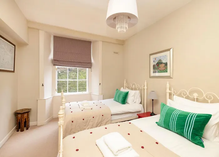 Joivy Chic And Spacious House At The Heart Of The Édimbourg