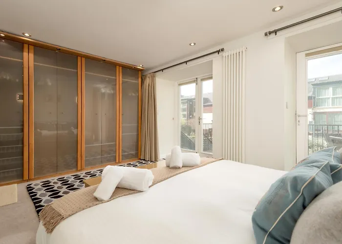 The York Place Apartment *