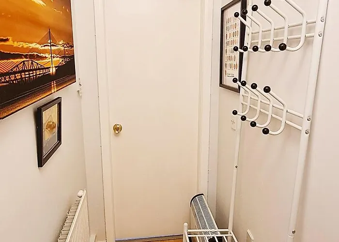 The Portsburgh Square