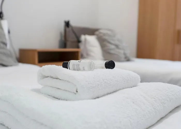 Modern Sleeps 6 Lägenhet